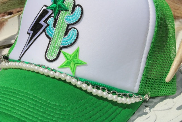 Gorilla Green Outlaw Trucker Hat & Hat Chain