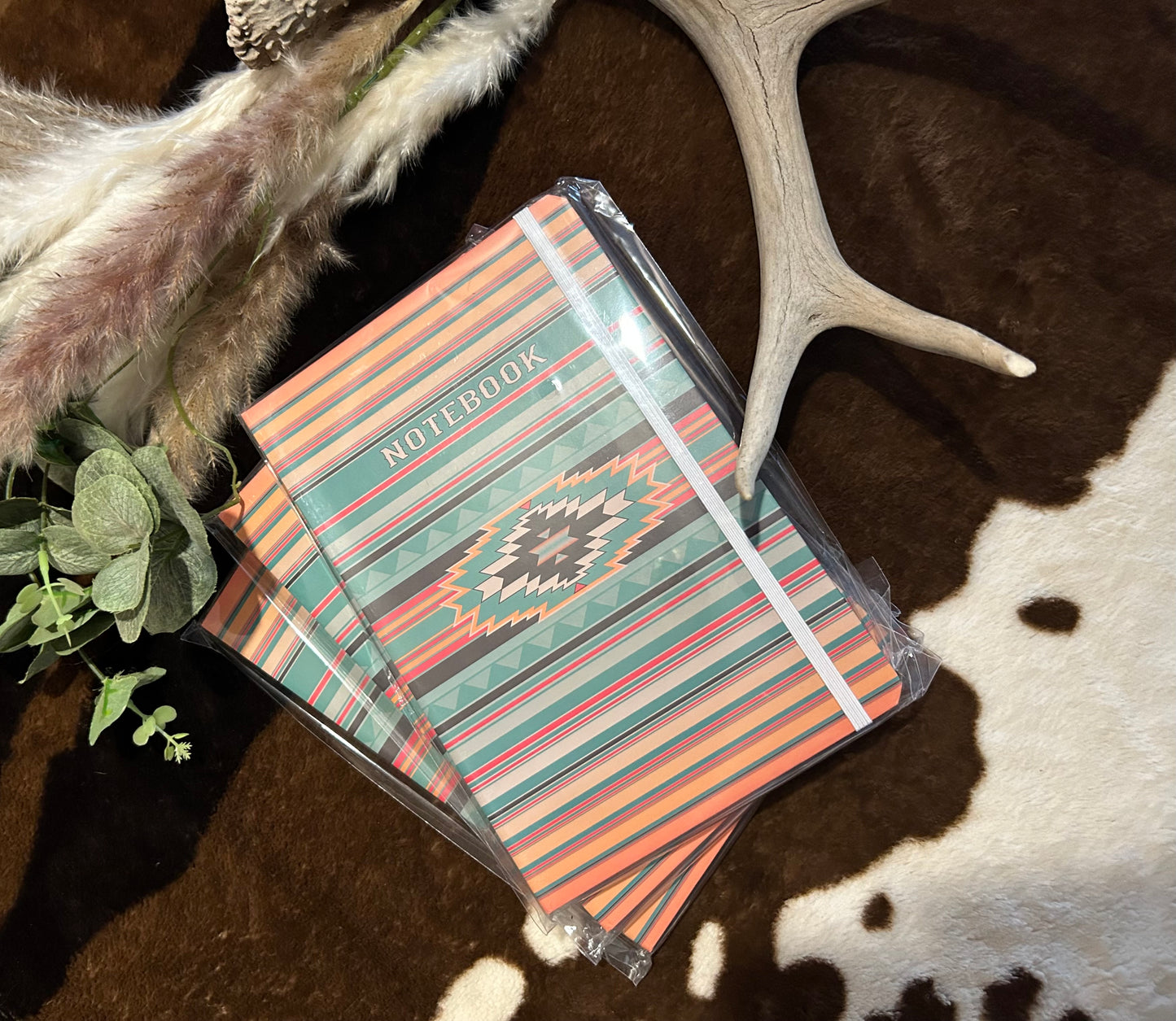 Amora Notebook