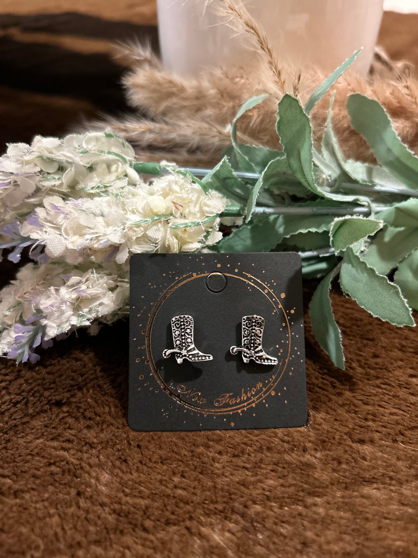 Bootin & Scootin Studs