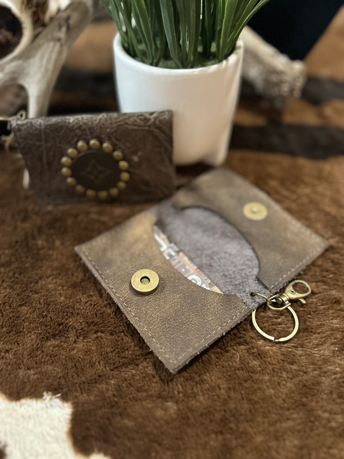 Nesa Credit card holder/keychain