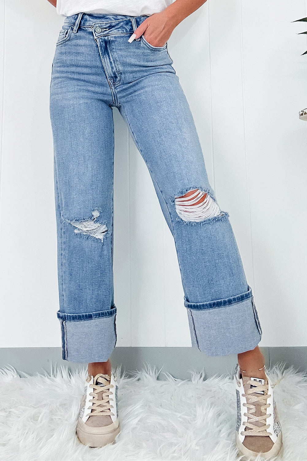 Addie Fly Ripped Jeans