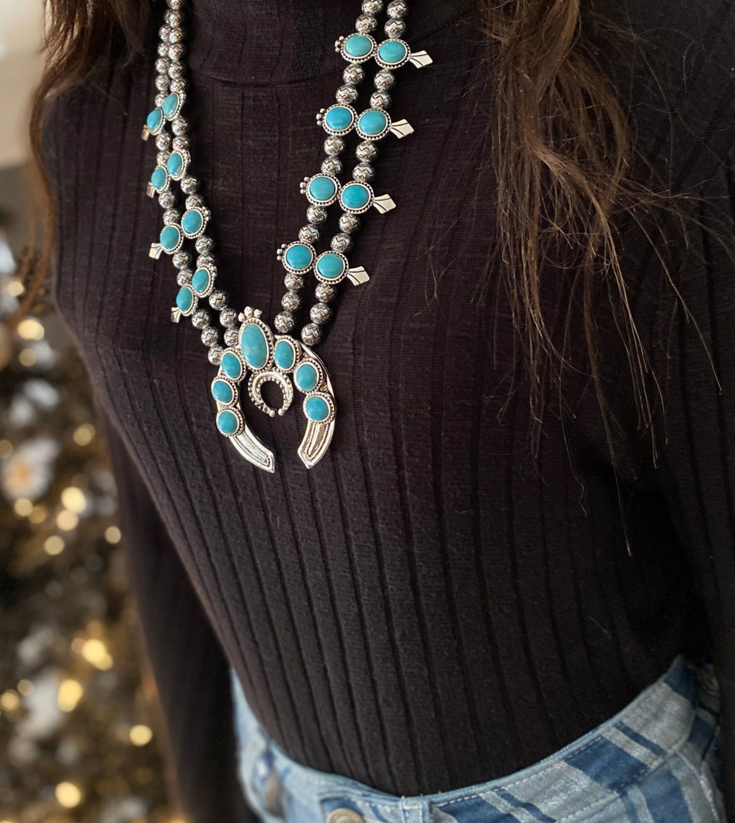 Kourt Large Neck Piece