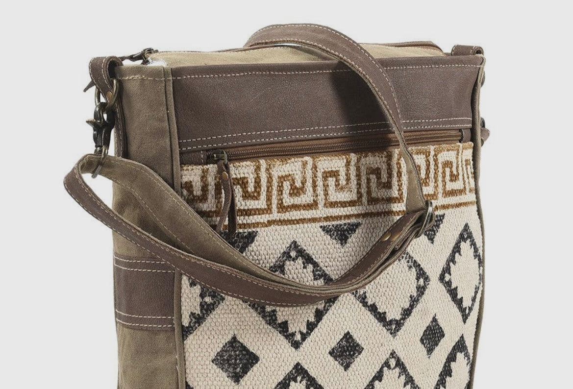 Mary Crossbody Messenger Bag