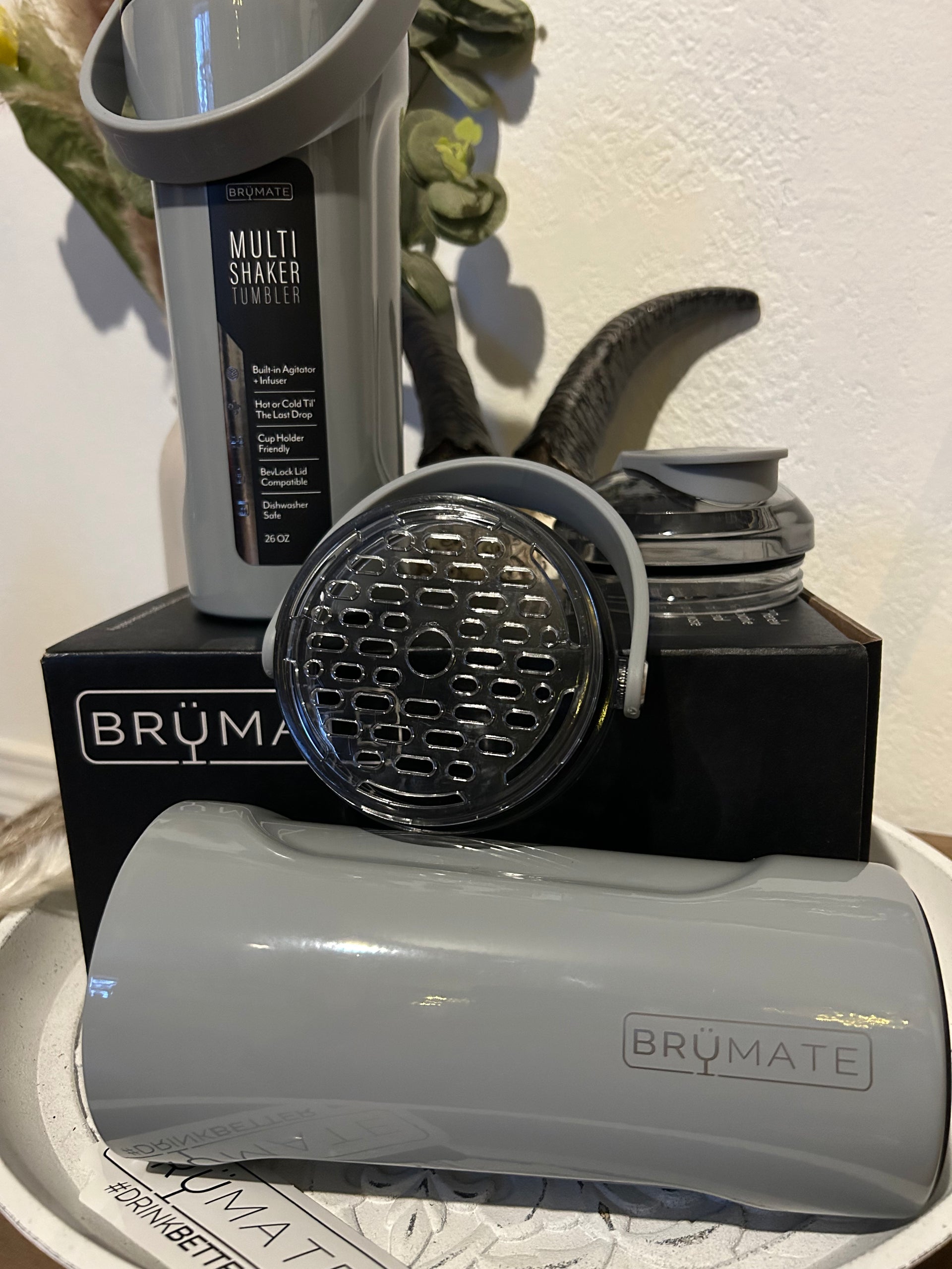BruMate 26 oz Multishaker Bottle - Aqua